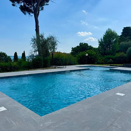 Garda View Pool & Parking